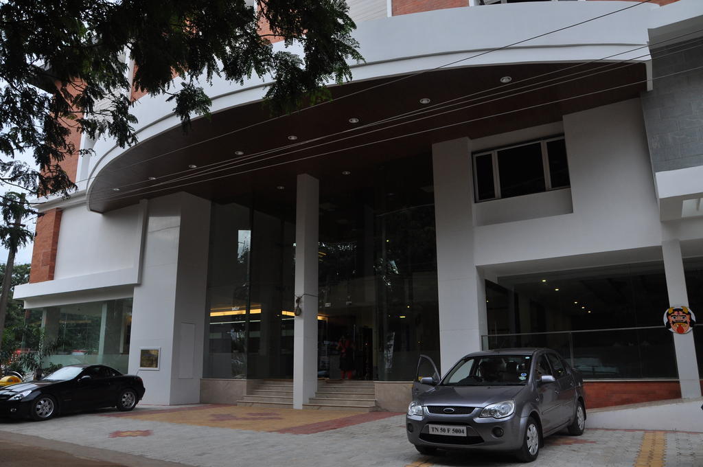 Lakshmi Hotel Thanjavur Exterior foto